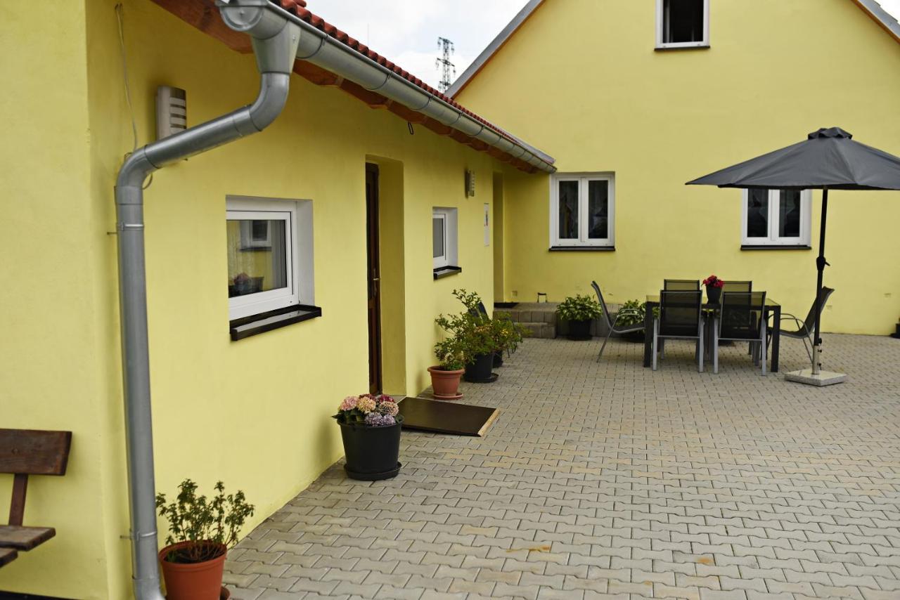 Penzion Rozarka Přísečná Zewnętrze zdjęcie
